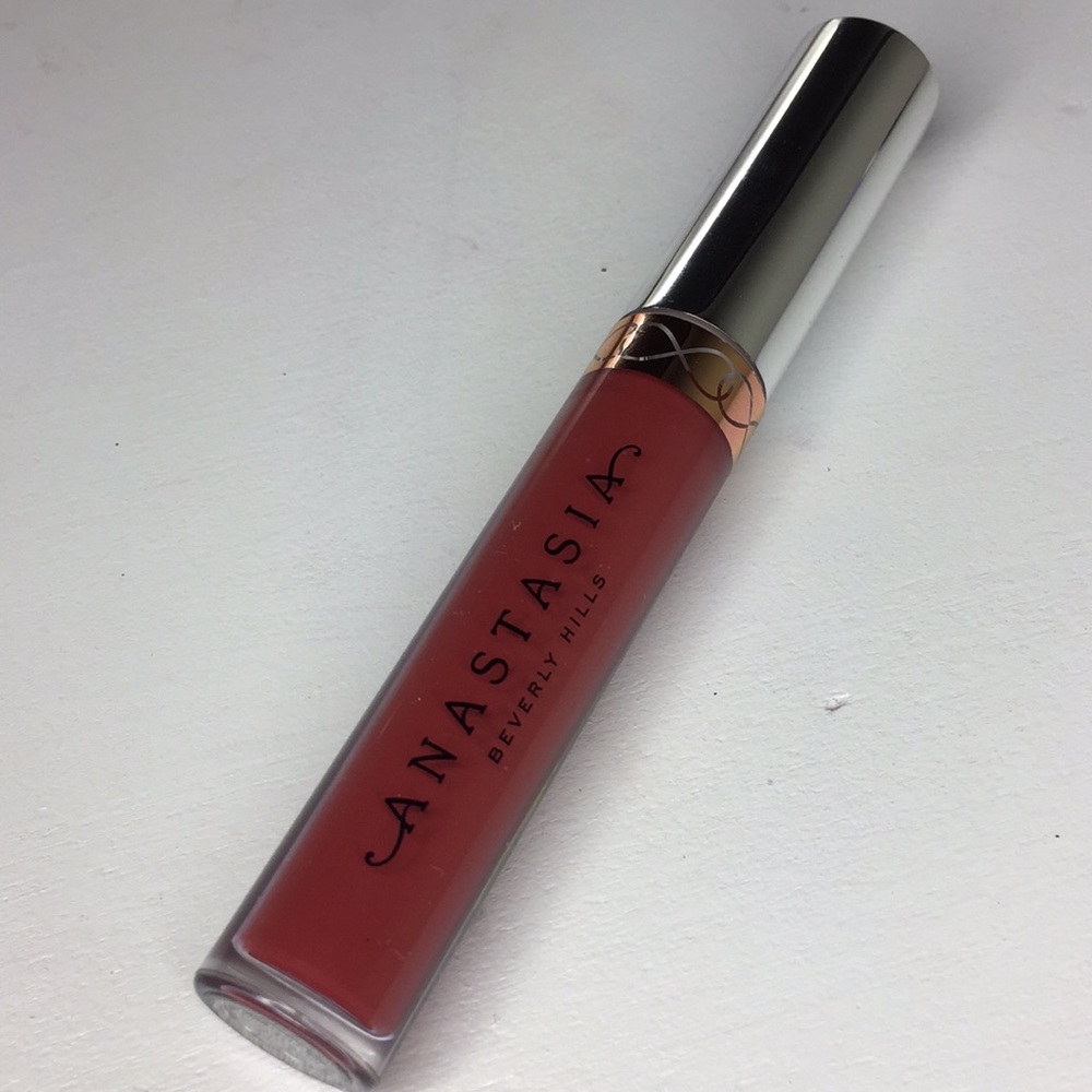 ABH liquid lipstick in “ dazed “